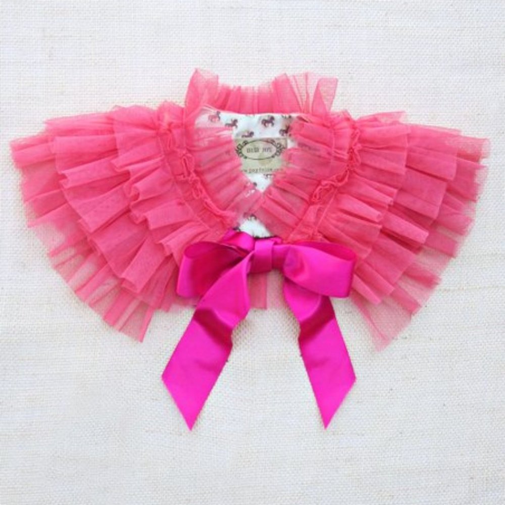 Joyfolie Gia Ruffled Capelet in Rose